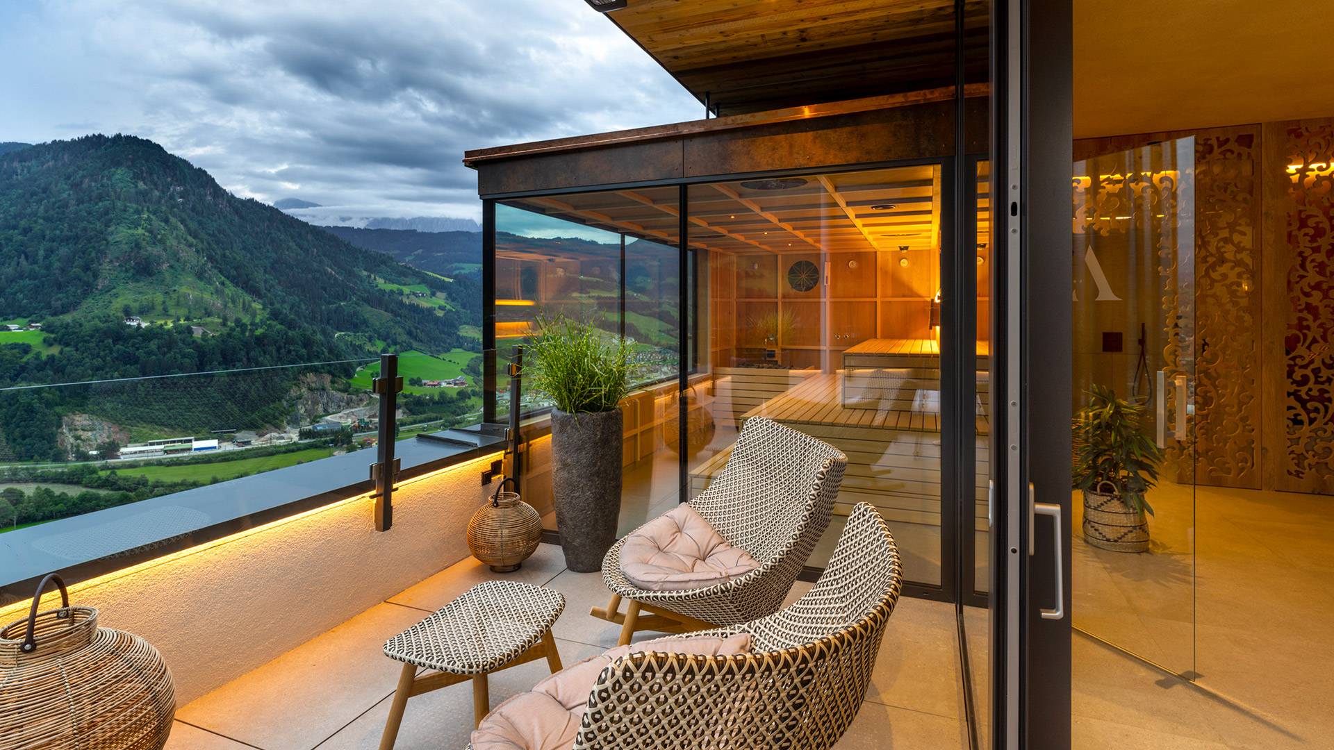 Aktivhotel Alpendorf - Wandern und Genussurlaub Wanderurlaub im Aktivhotel Alpendorf